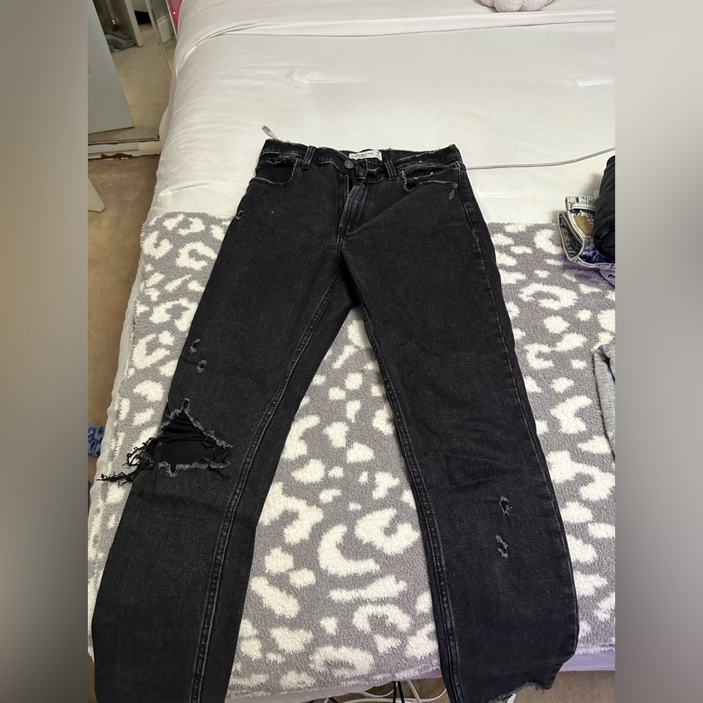 Abercrombie size 2 black skinny jeans